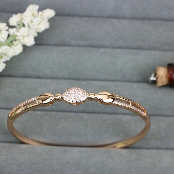 Rose Gold Bangle with Oval Crystal Centerpiece, XPBL0575 - Picture 1 of 12
